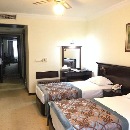 Omur Hotel Akcay  Bagian luar foto