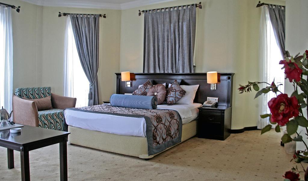 Omur Hotel Akcay  Ruang foto