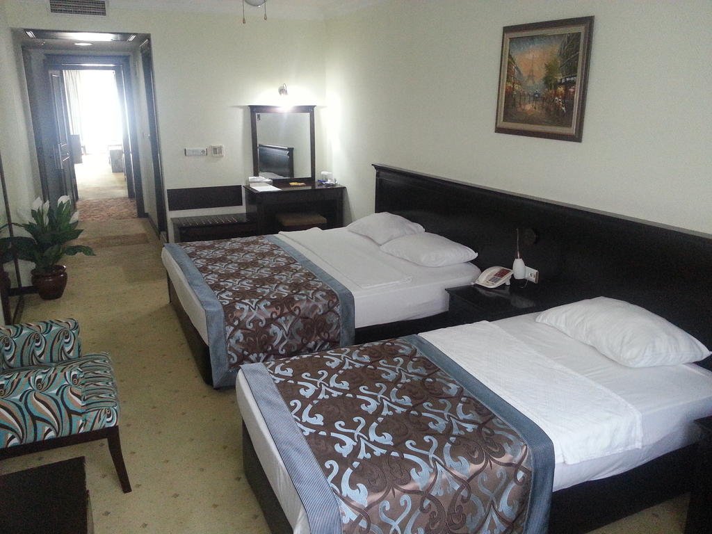 Omur Hotel Akcay  Ruang foto